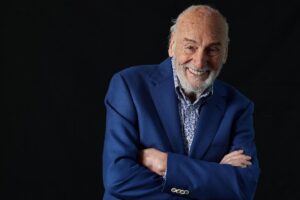 Muere a los 96 años el actor Héctor Alterio, el hombre en vilo que nunca se bajó de un escenario