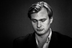 Christopher Nolan no entendió una frase de 'El caballero oscuro' pero la dejó. Se acabó convirtiendo en la referencia más popular de la película: "Estoy atormentado"