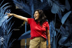 'Las últimas' de Filipinas: Lucía Miranda explora en el teatro una herencia colonial incómoda