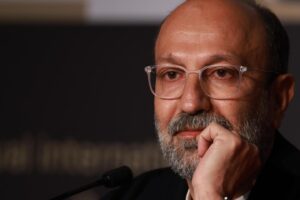 Asghar Farhadi en Cannes: "Es injustificable cualquier crimen, sea en una guerra o en una manifestación"